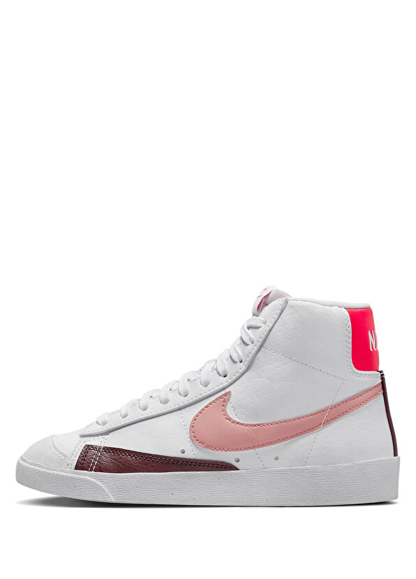 

Белые женские кроссовки blazer mid 77 next nature Nike, Белый