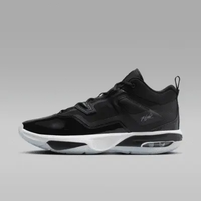 

Кроссовки Jordan Stay Loyal 3, цвет Black/White/Football Grey/Metallic Gold