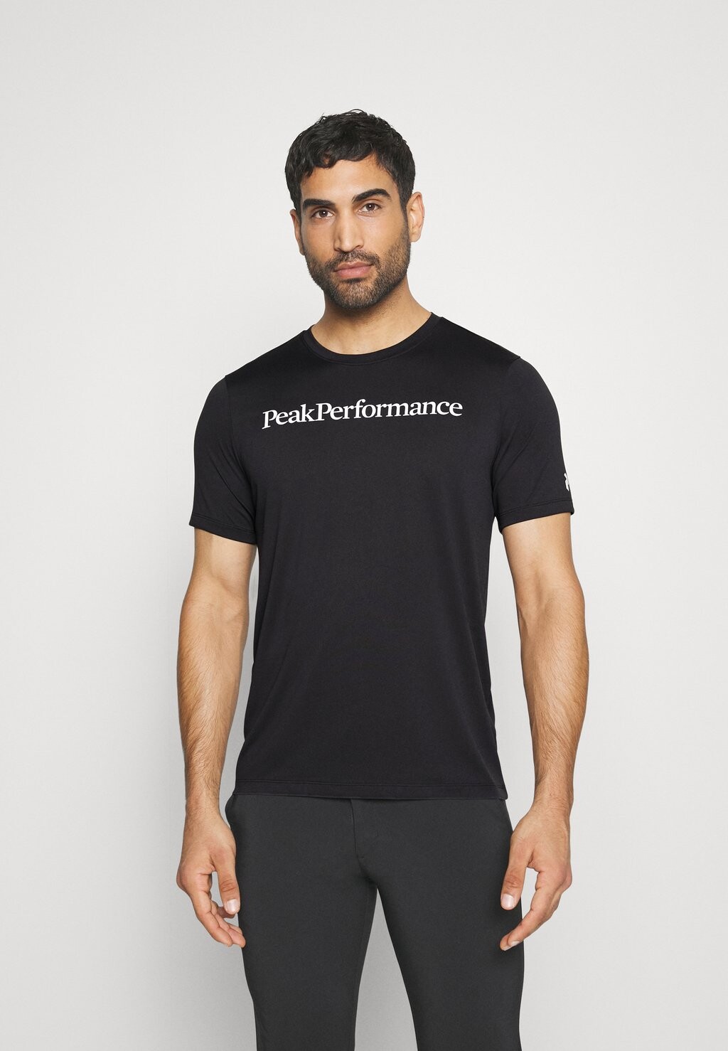 

Футболка Peak Performance