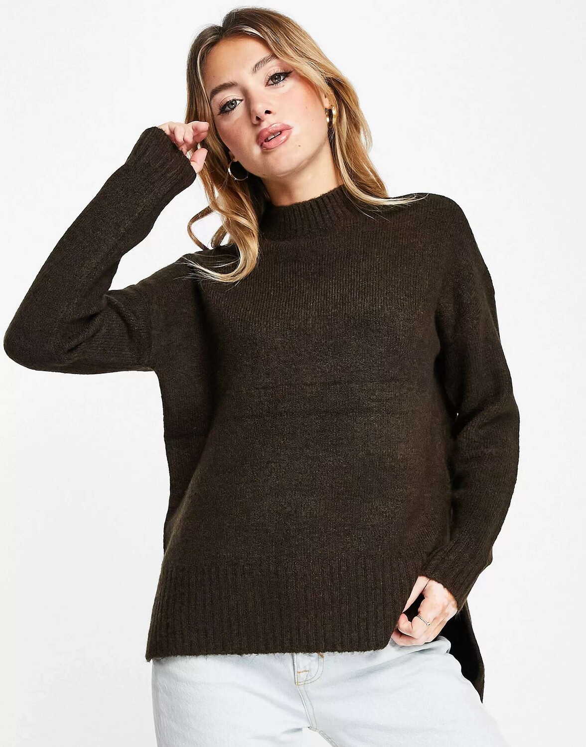 

Удлиненный вязаный джемпер Vero Moda шоколадно-коричневого цвета, Коричневый
