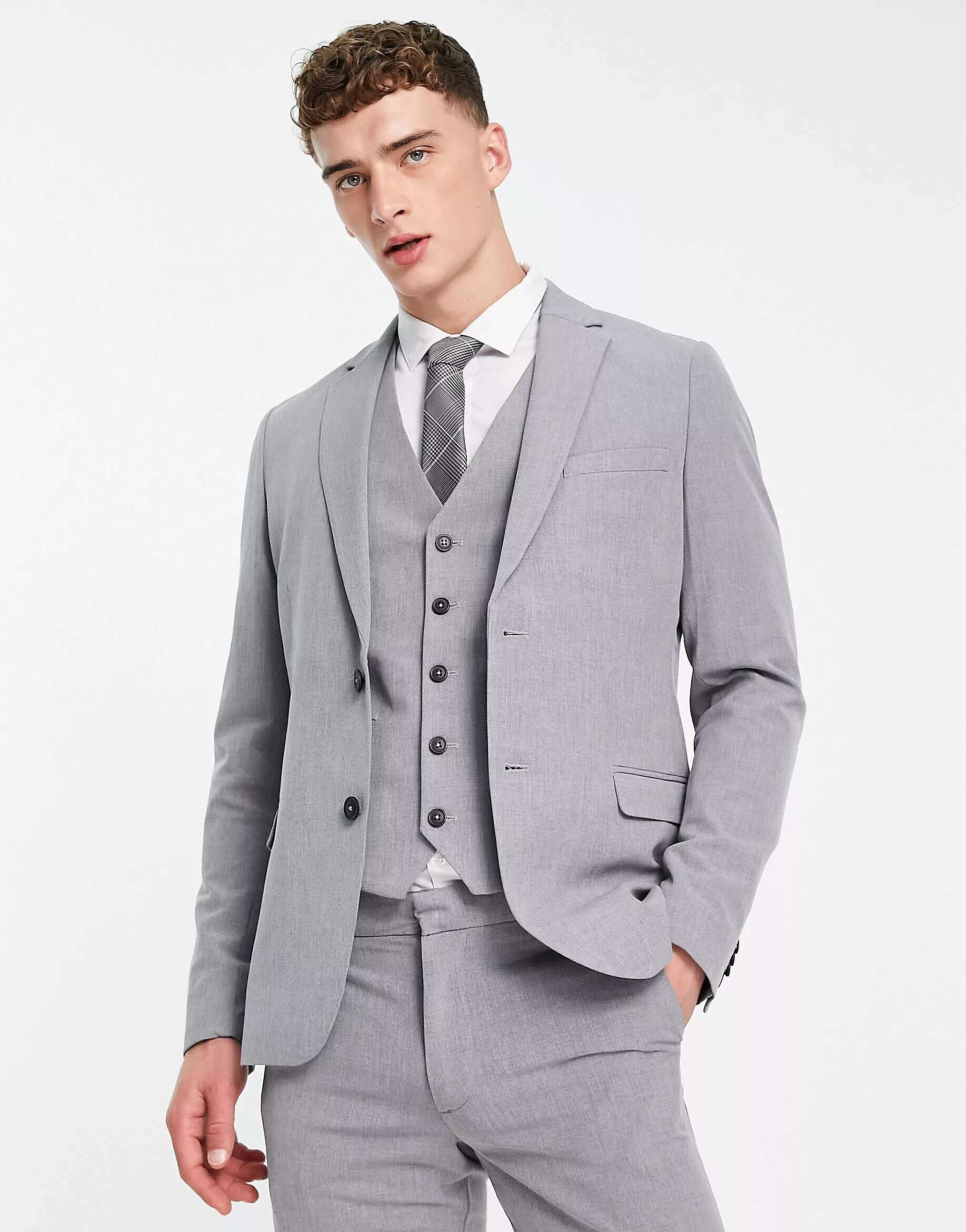 Серый супероблегающий пиджак New Look