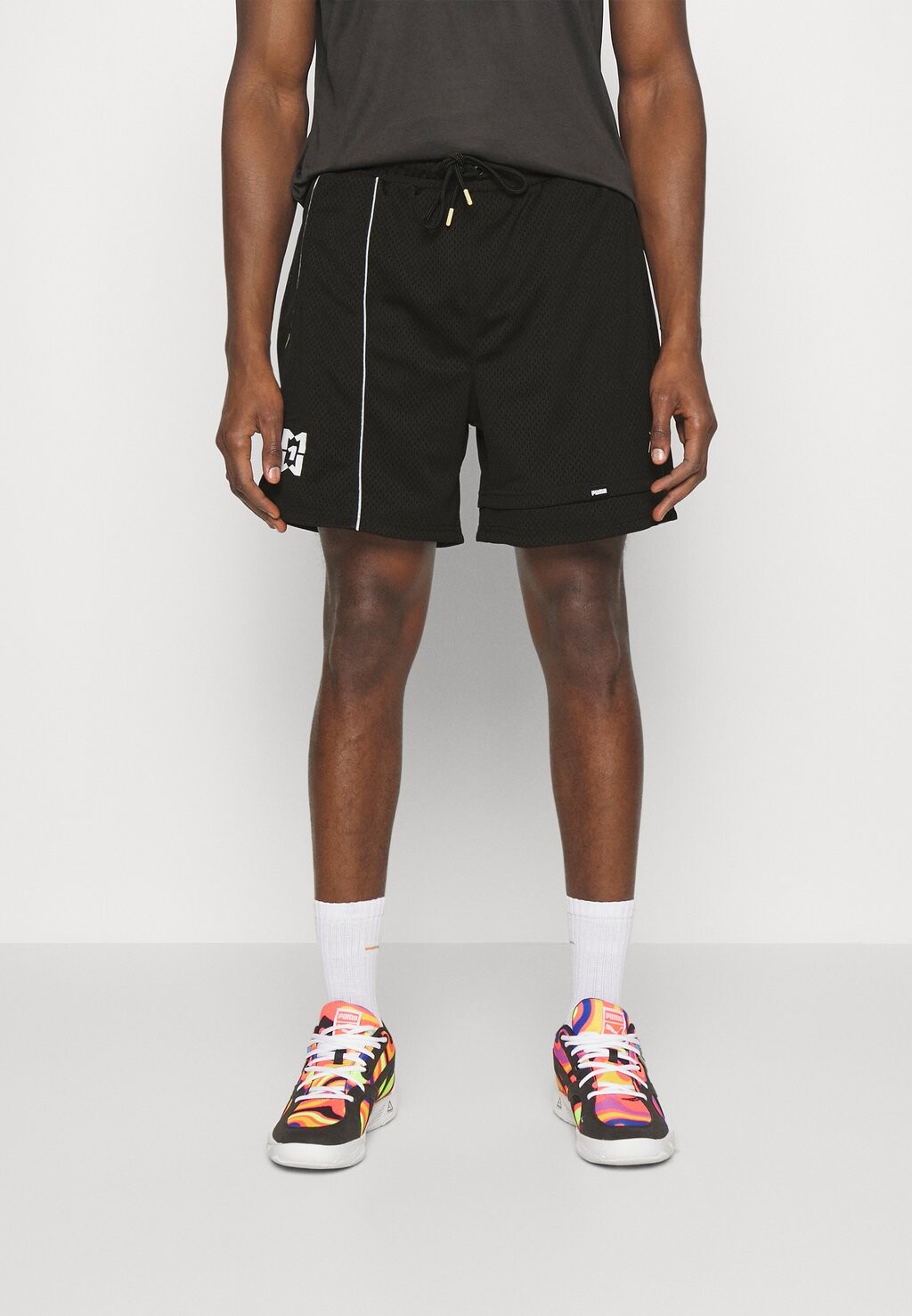 

Спортивные шорты Puma