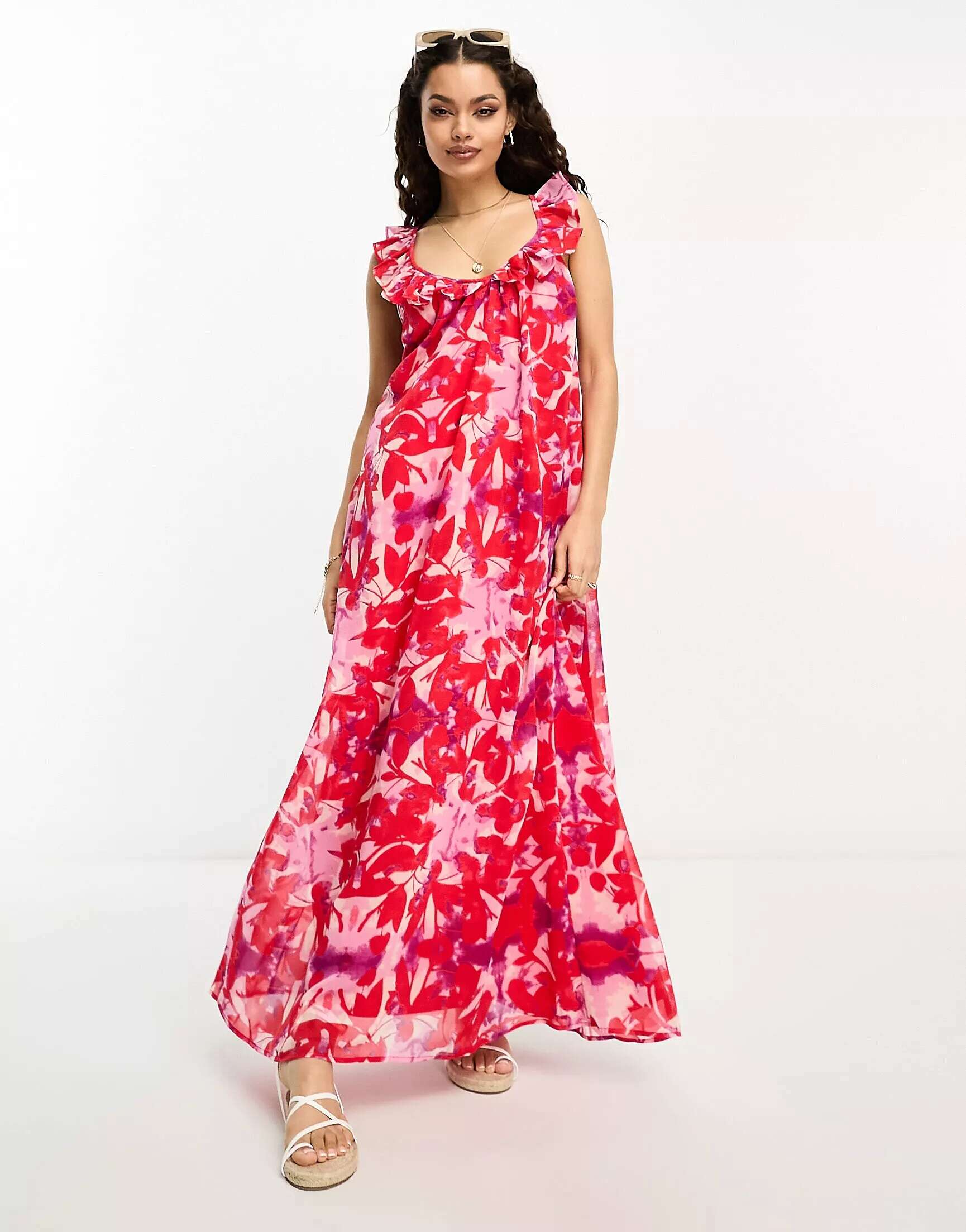 Красное платье-комбинация с цветочным принтом и оборками River Island цена и фото