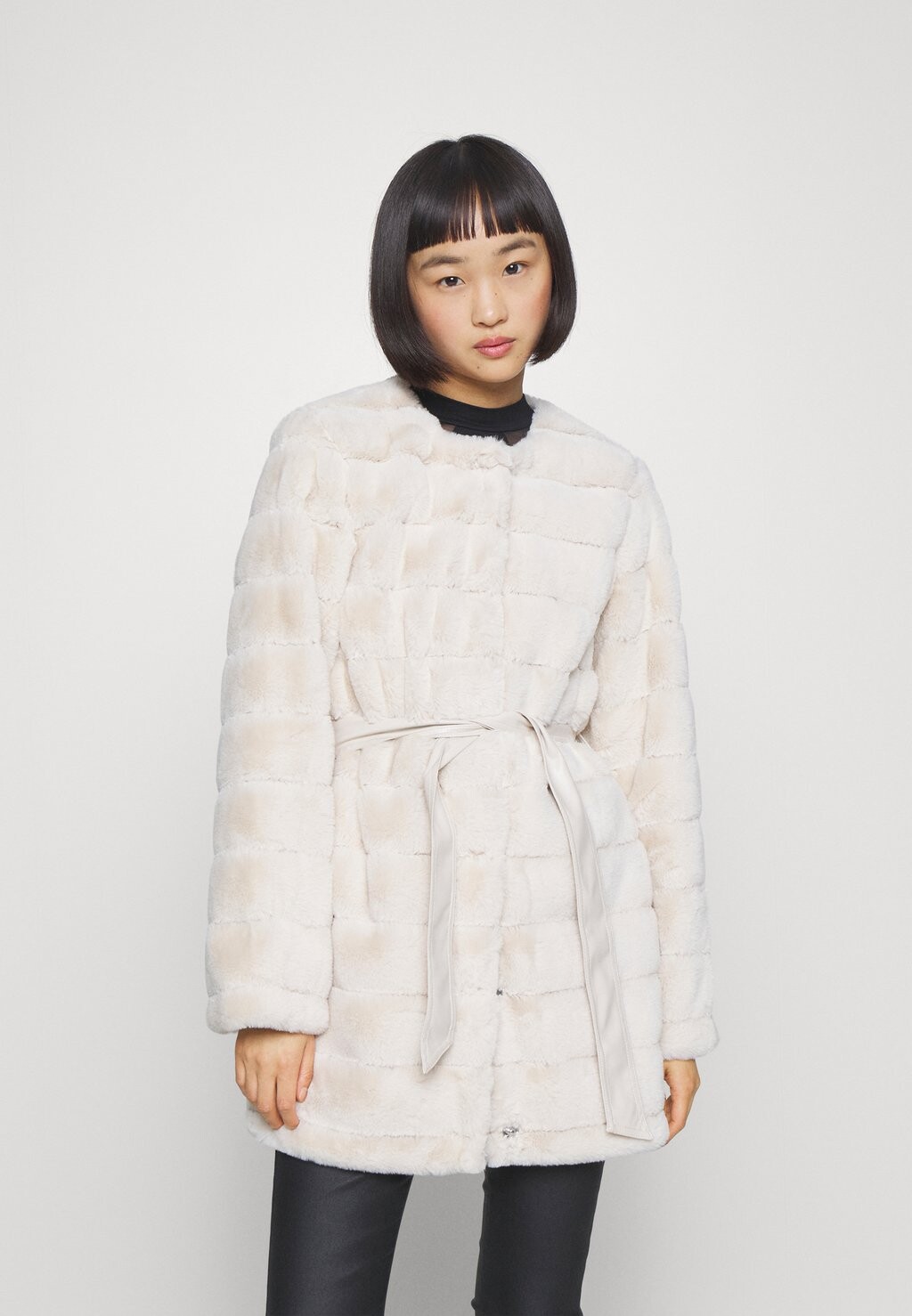 

Зимнее пальто Vikimberly Belt Coat VILA Petite, цвет birch