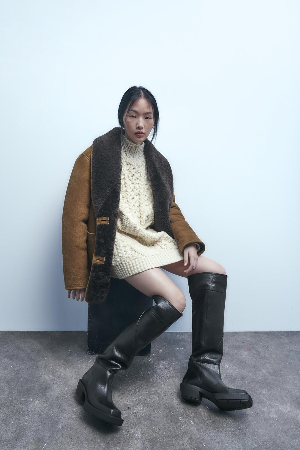 

Кожаные ботинки ZARA, черный