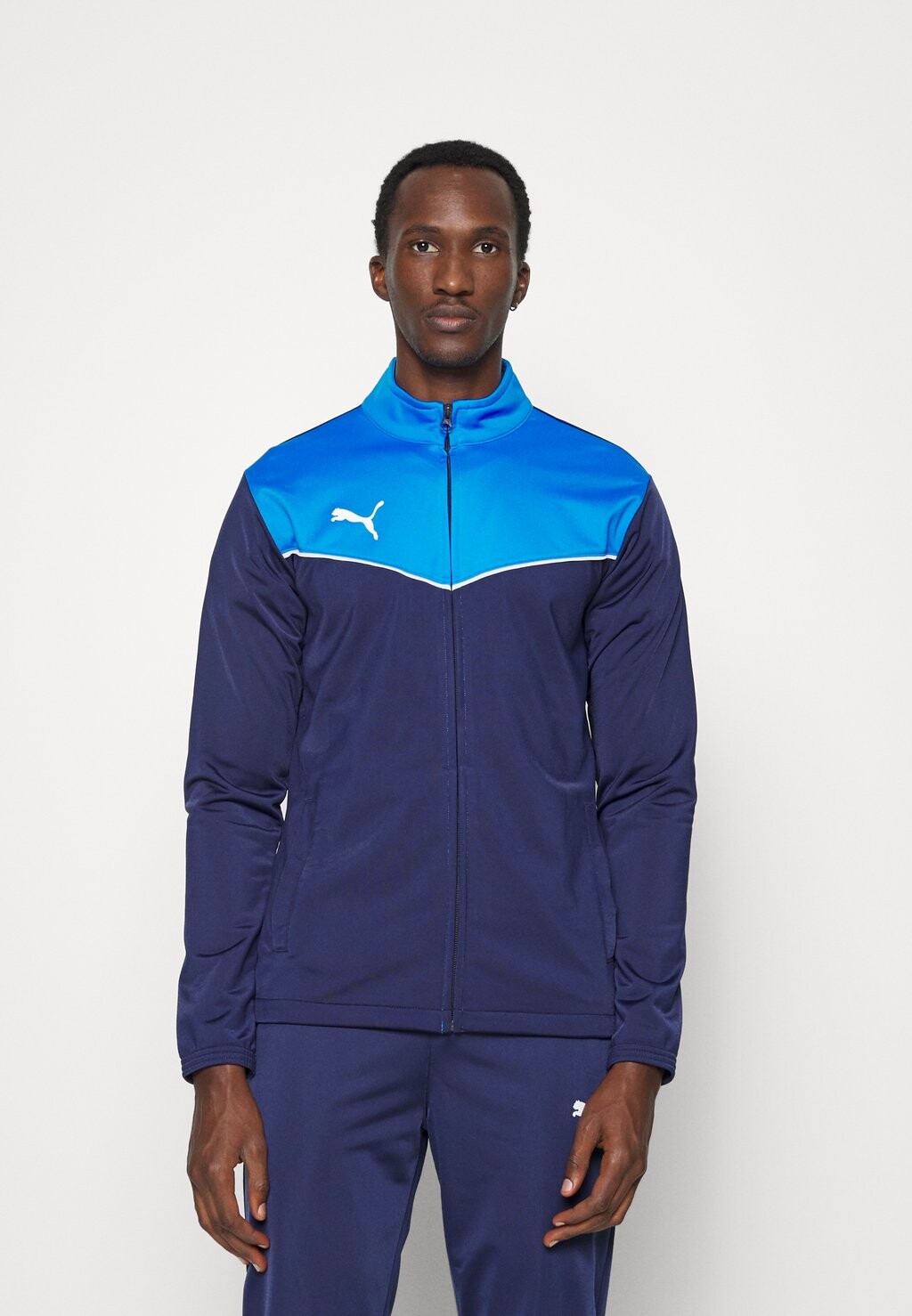 

Спортивный костюм Puma