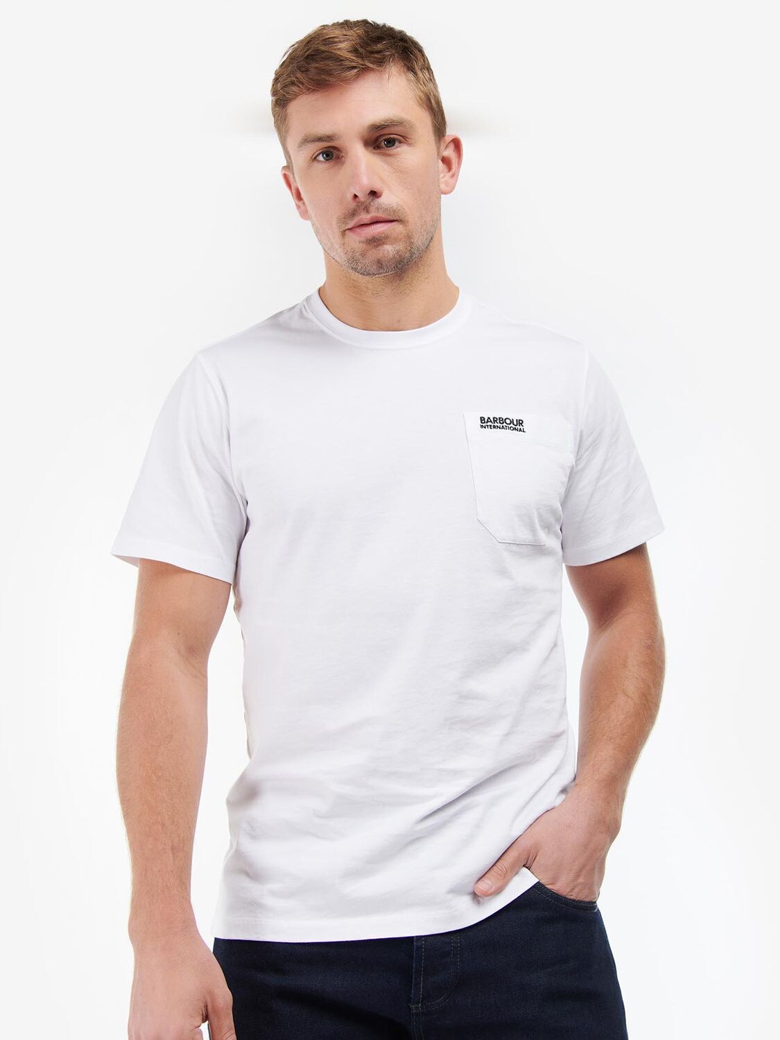 

Футболка Barbour International с нагрудным карманом, белая