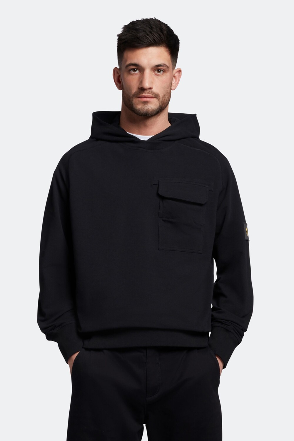 

Черная толстовка с карманами Lyle & Scott, черный