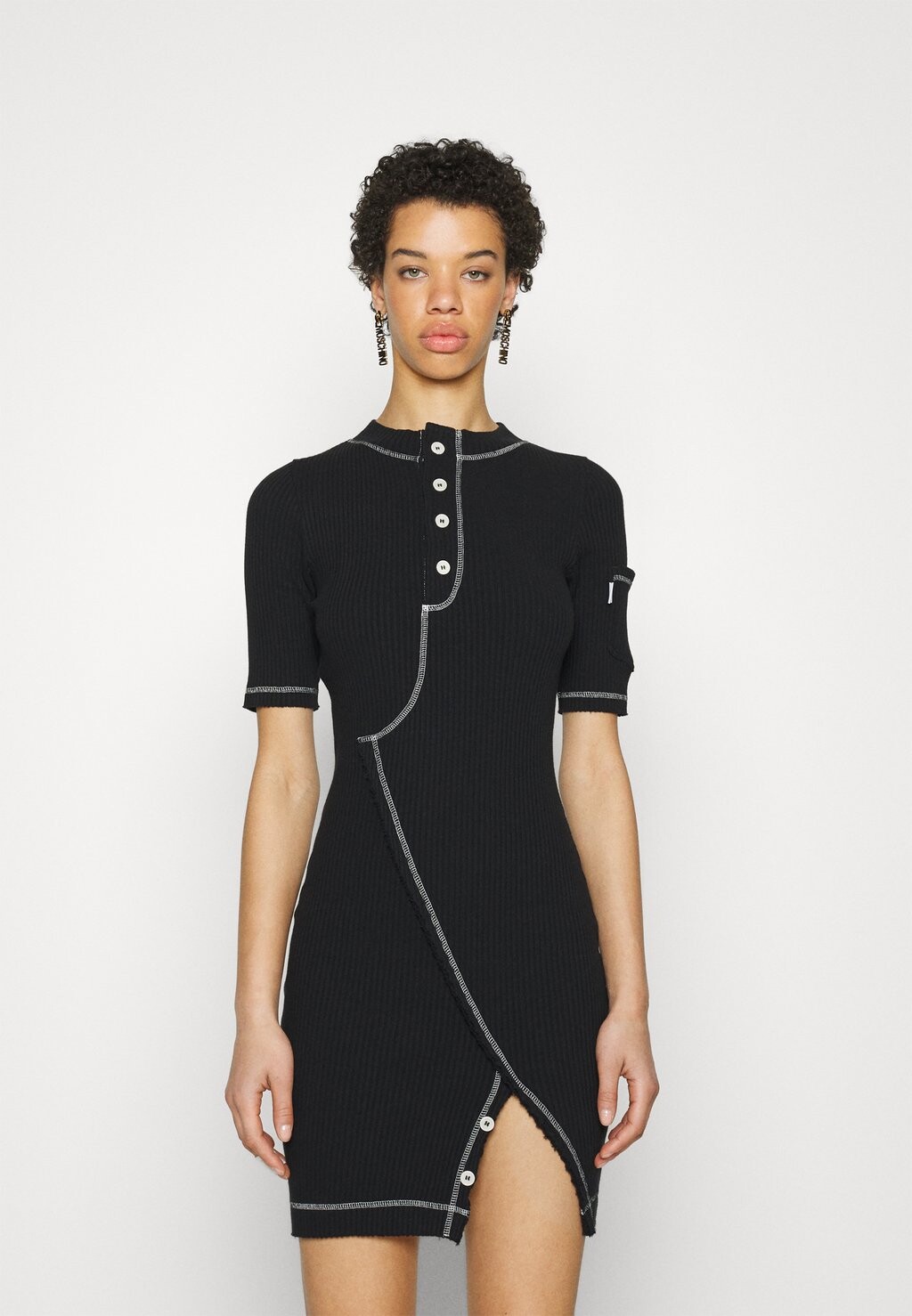 

Вязаное платье Moschino