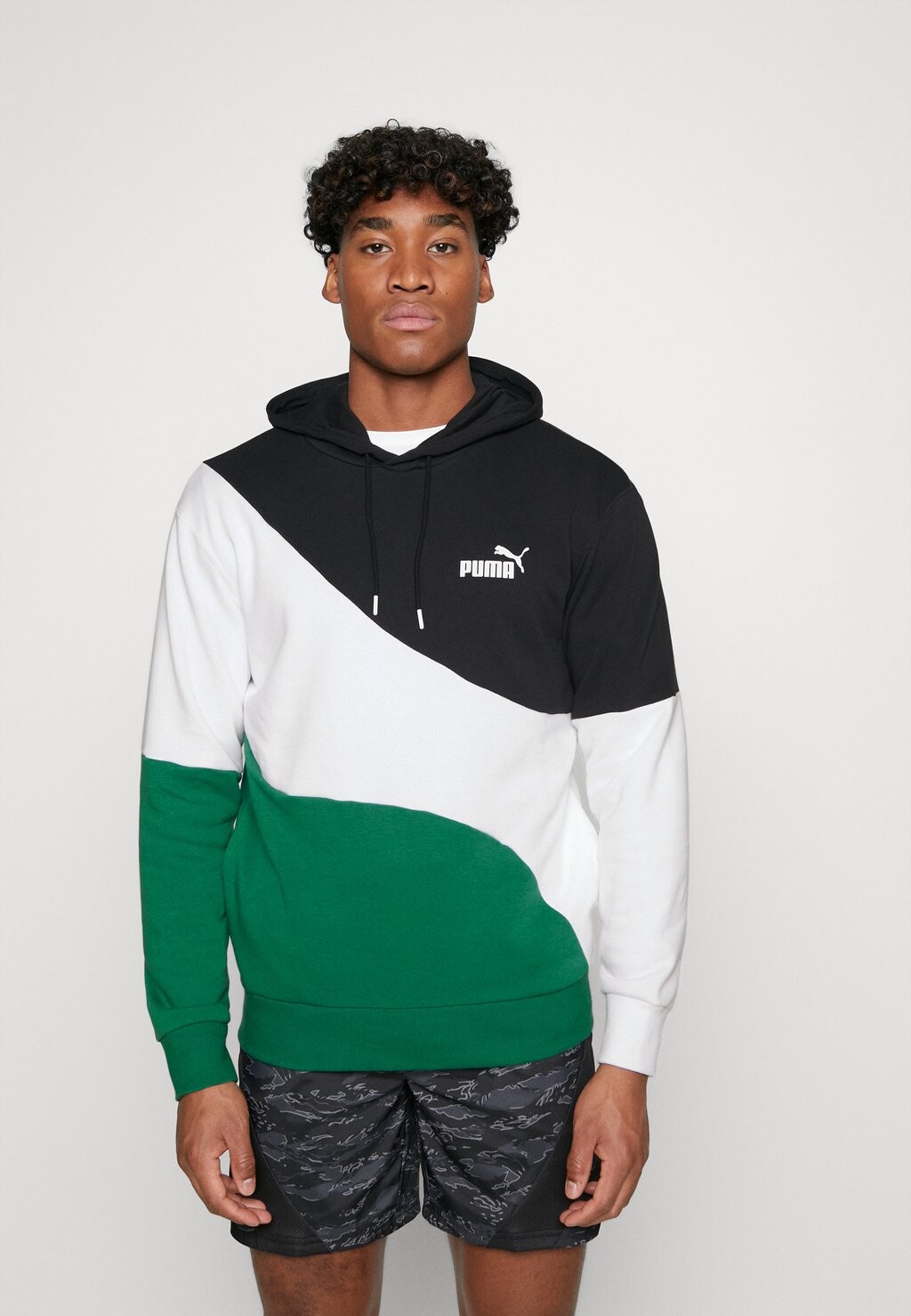 

Худи Puma