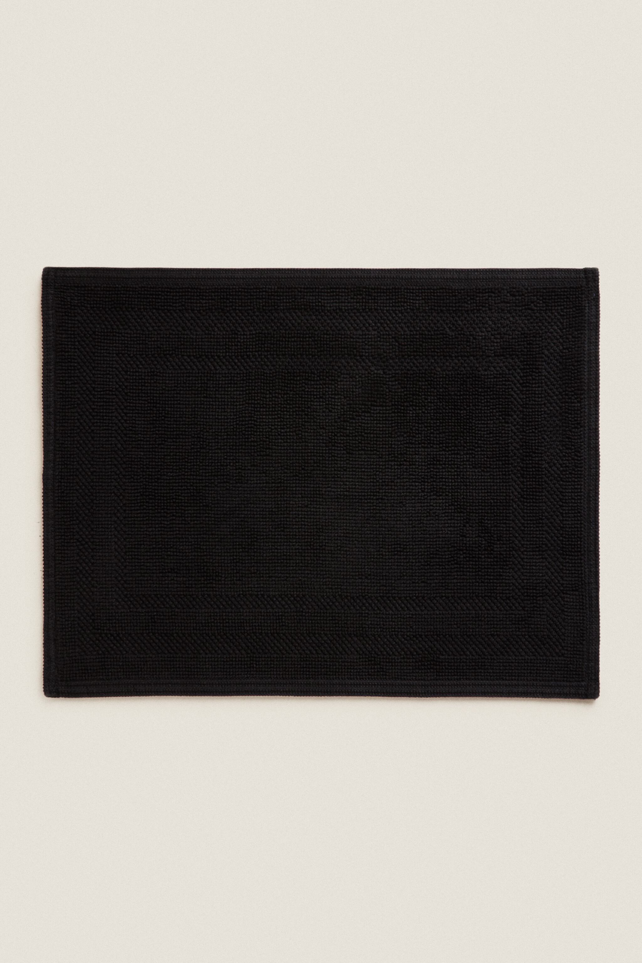 Простой нескользящий коврик Zara, черный цена и фото
