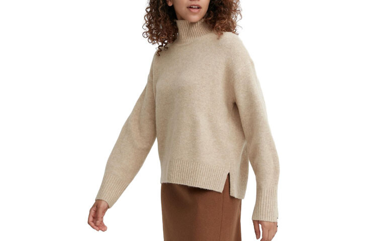 

UNIQLO Женский трикотаж, цвет 32 dark beige