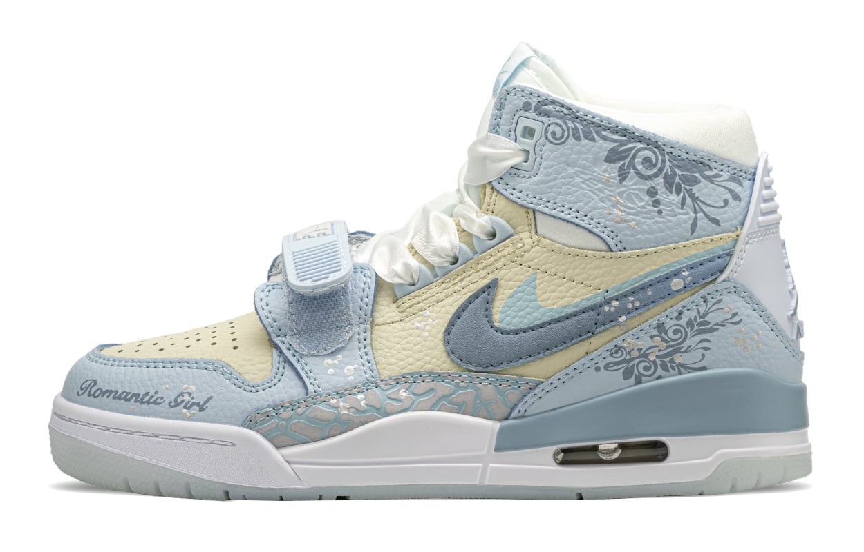 

Женские баскетбольные кроссовки Jordan Legacy 312 Vintage, Blue/White