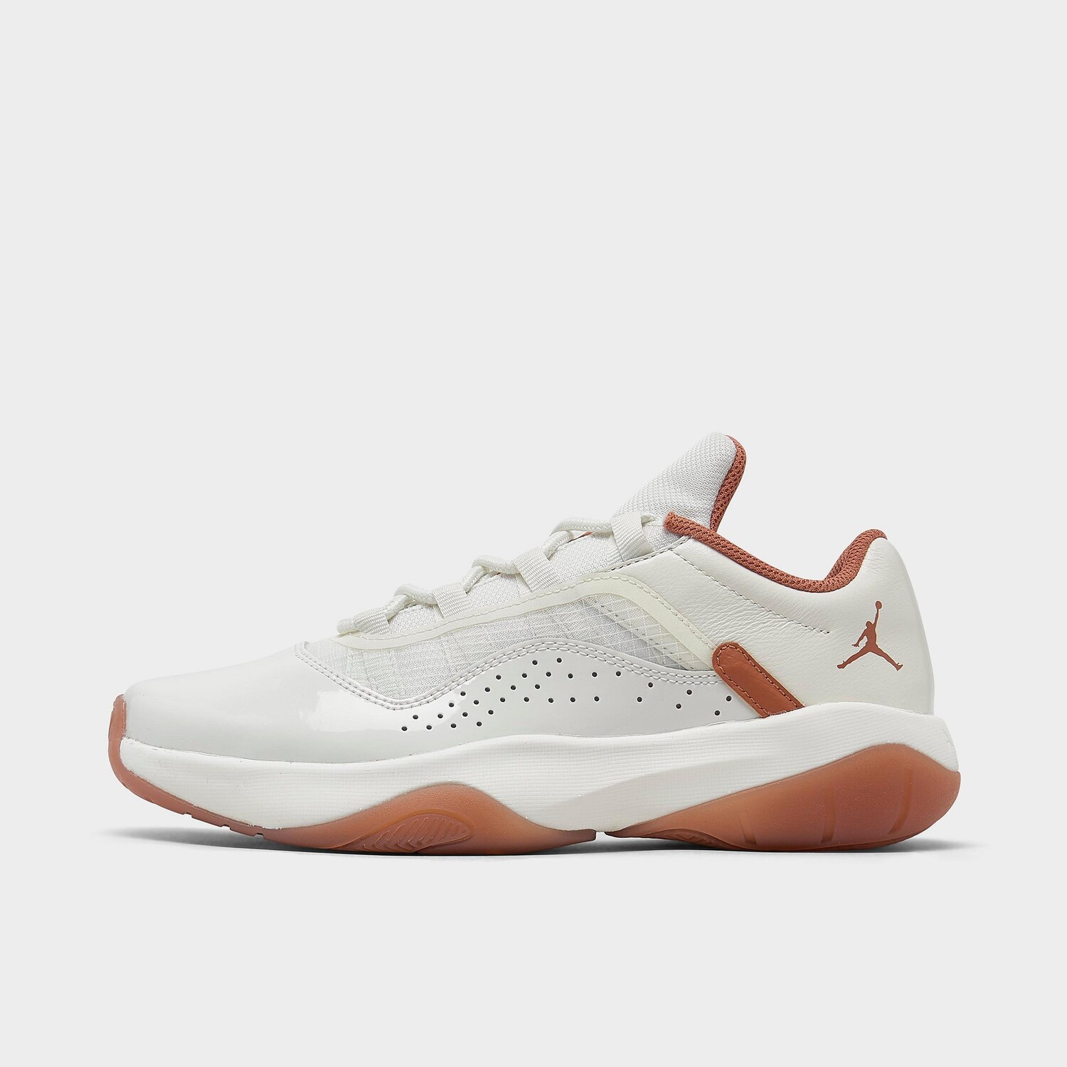 

Женские повседневные кроссовки Air Jordan 11 CMFT Low, кремовый