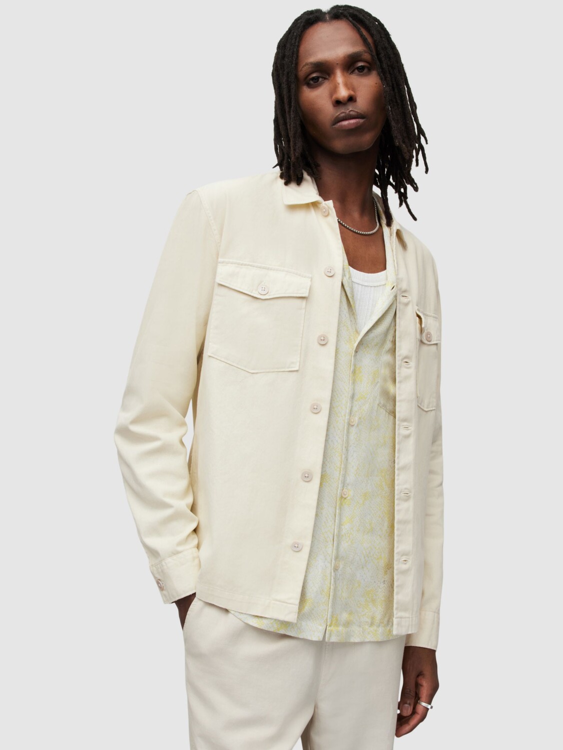 

Рубашка AllSaints Spotter с длинным рукавом, кокосово-белый