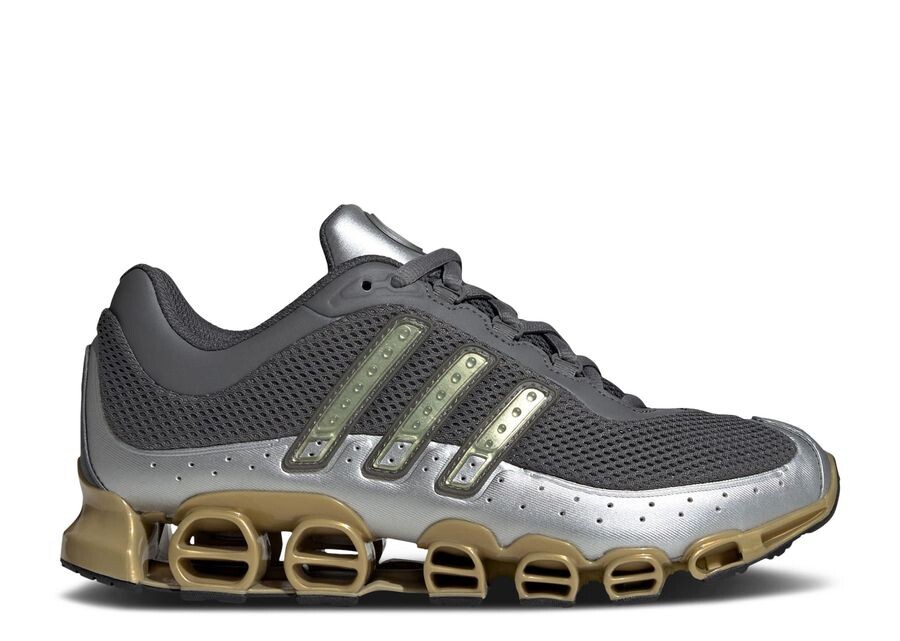 

Кроссовки adidas A3 Megaride, цвет 20th Anniversary Grey Gold