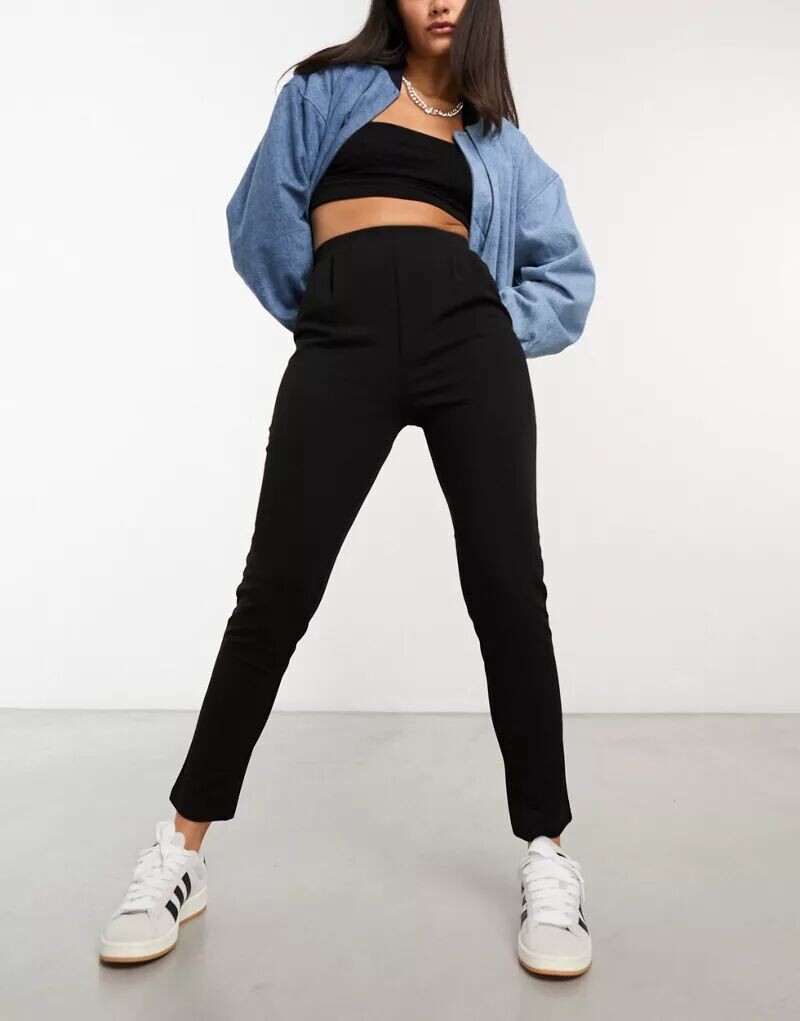 

Черные расклешенные брюки из джерси ASOS