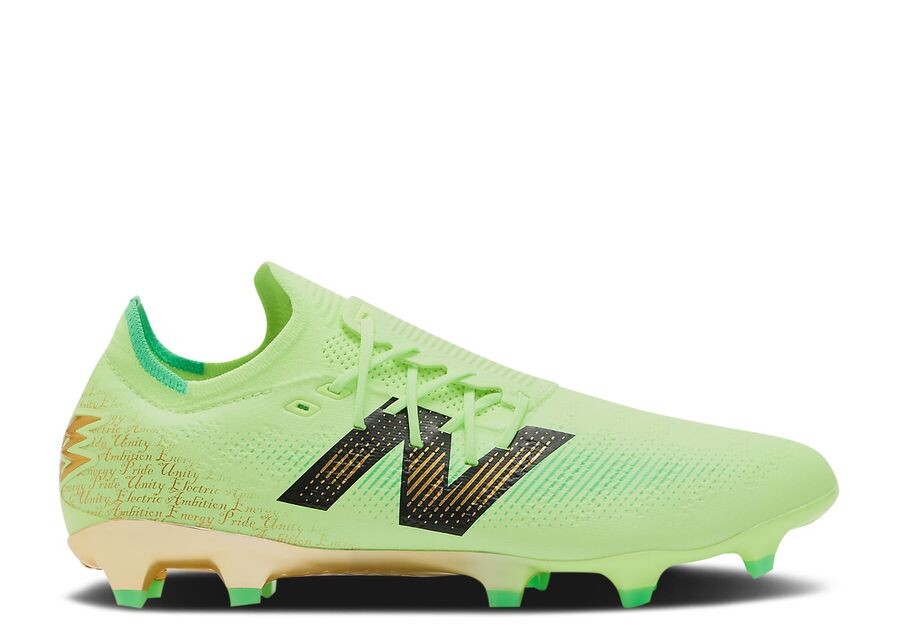

Кроссовки New Balance Bukayo Saka X Furon V7+ Pro FG, цвет Bleached Lime Glo