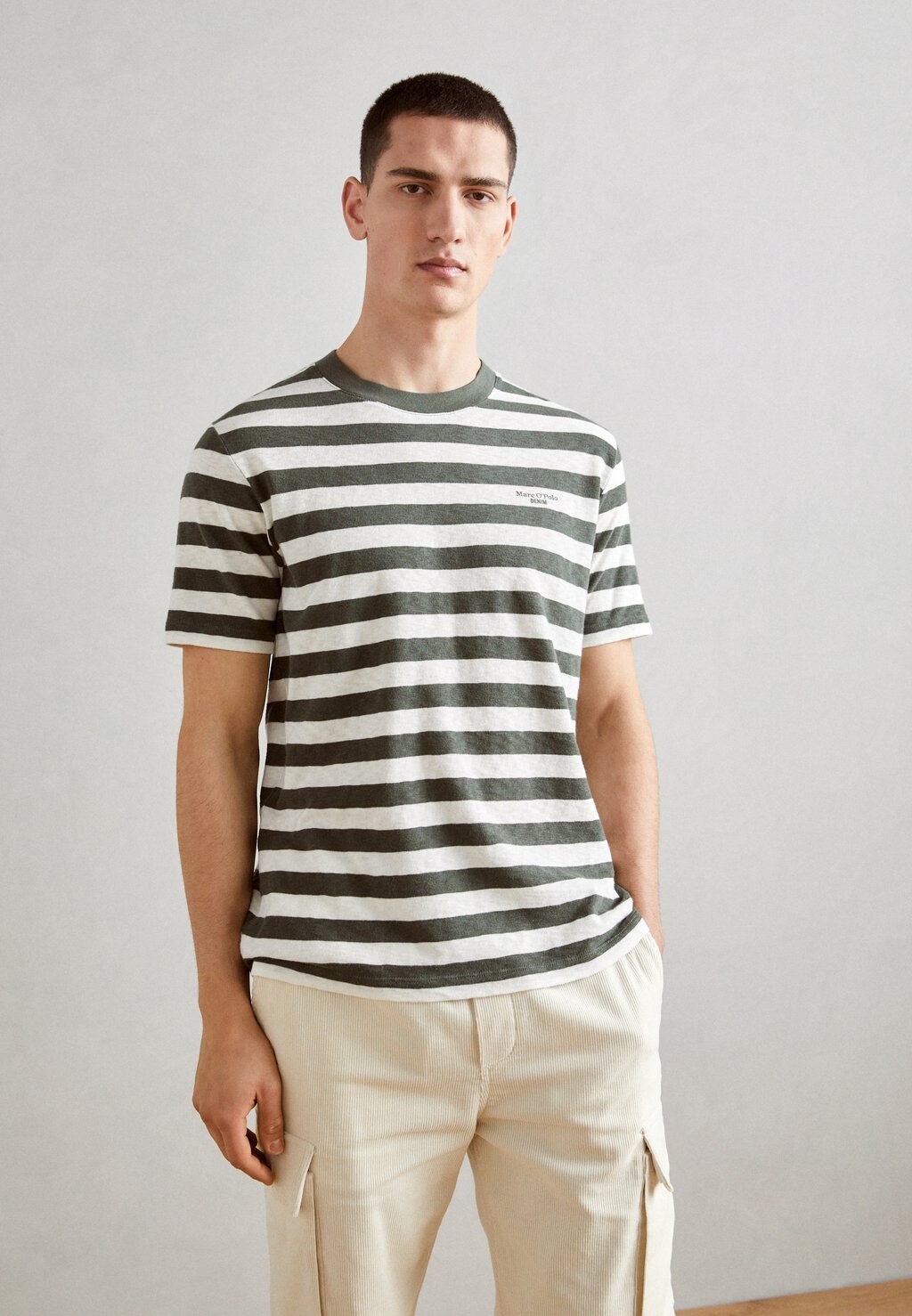 

Футболка с принтом SHORT SLEEVE LOGO PRINT REGULAR FIT Marc O'Polo DENIM, цвет multi/tangled vines