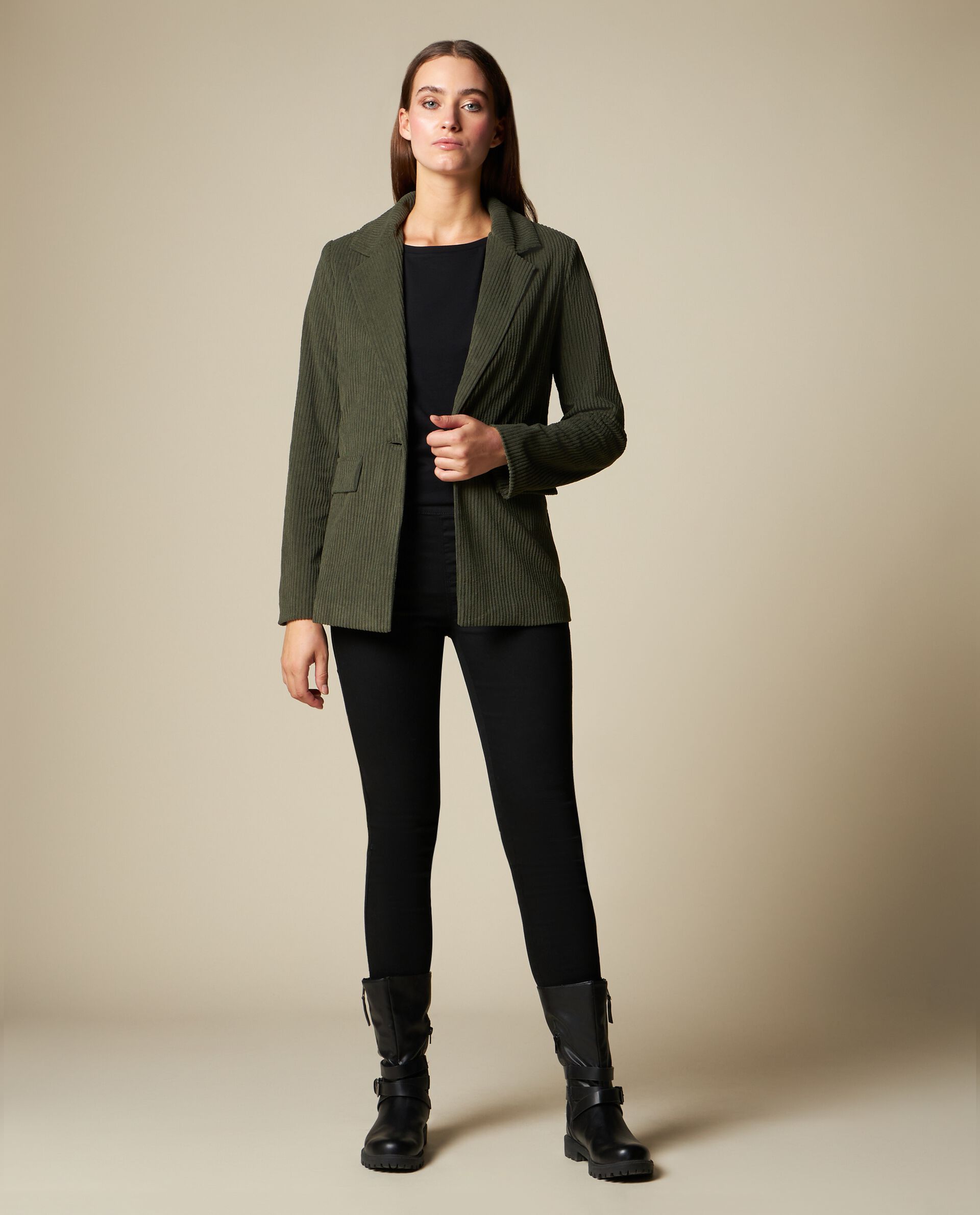 Женский бархатный пиджак в рубчик NICE&CHIC, зеленый цена и фото