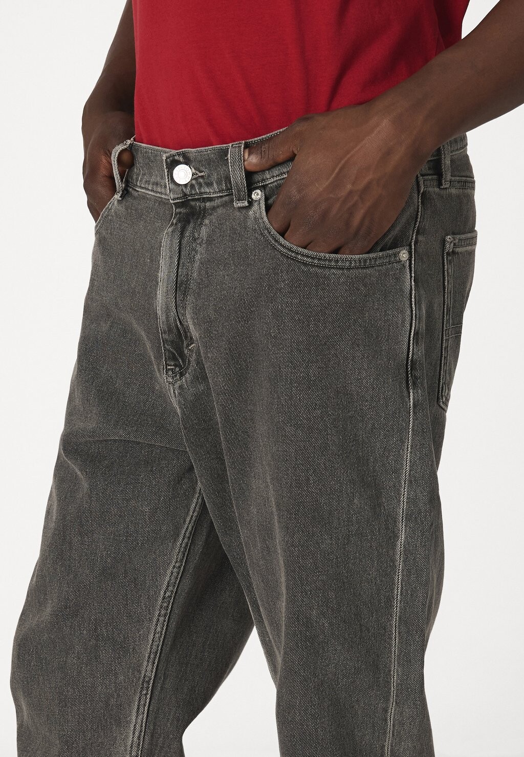 

Зауженные джинсы ISAAC RELAXED Tommy Hilfiger, черный деним