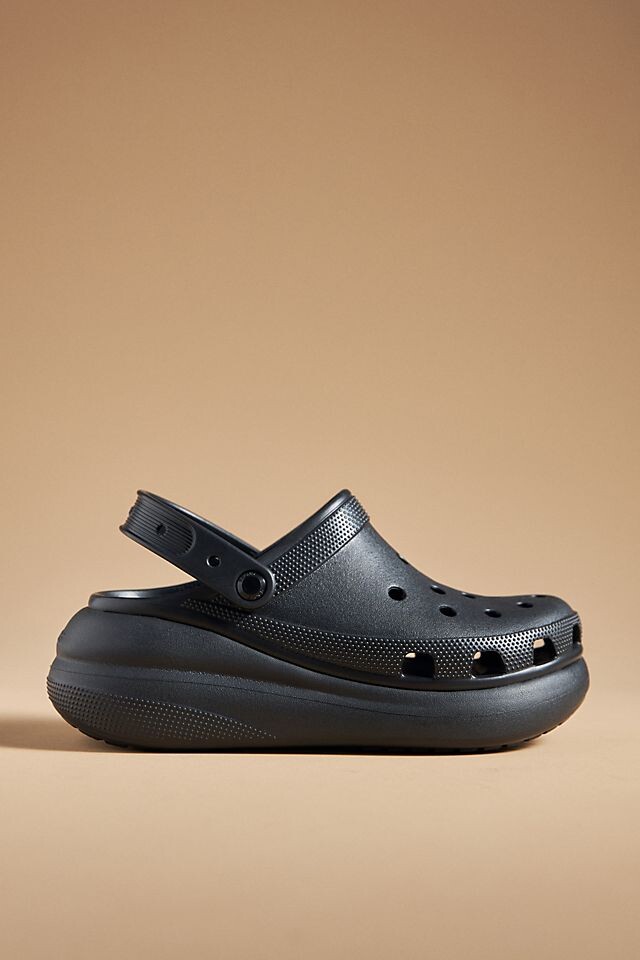 

Сабо Crocs Crush на высокой подошве, черный