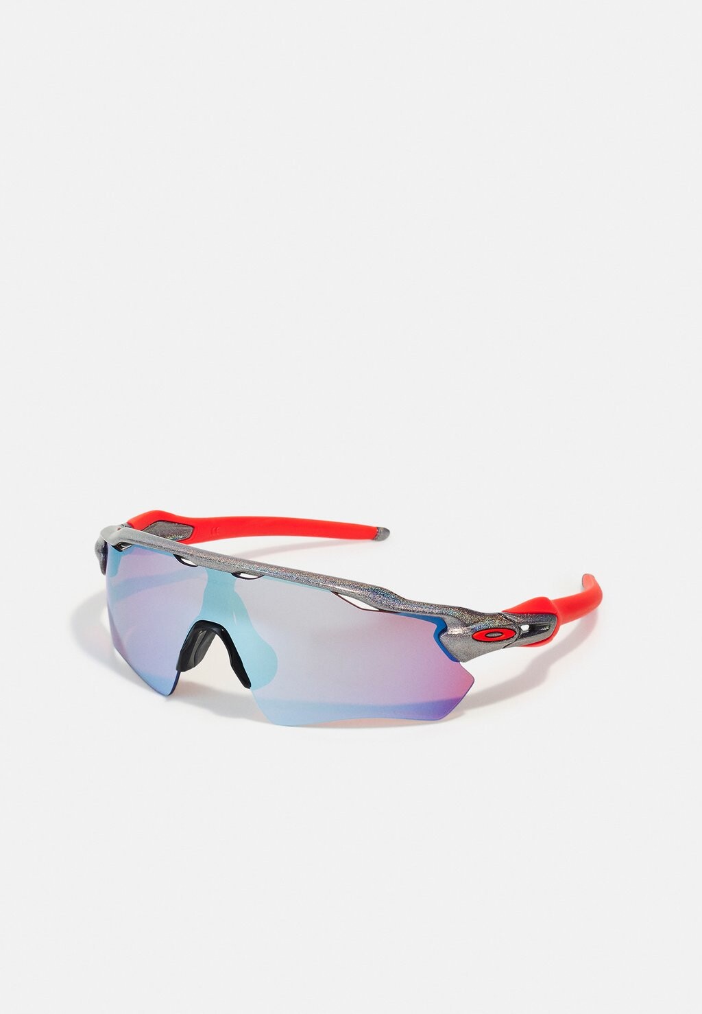 

Спортивные очки Oakley