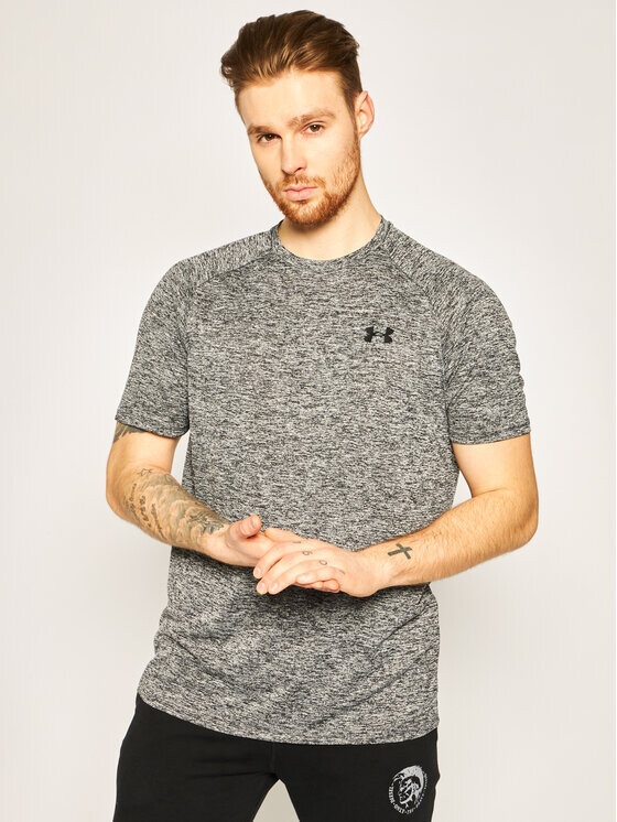 

Футболка стандартного кроя Under Armour, серый