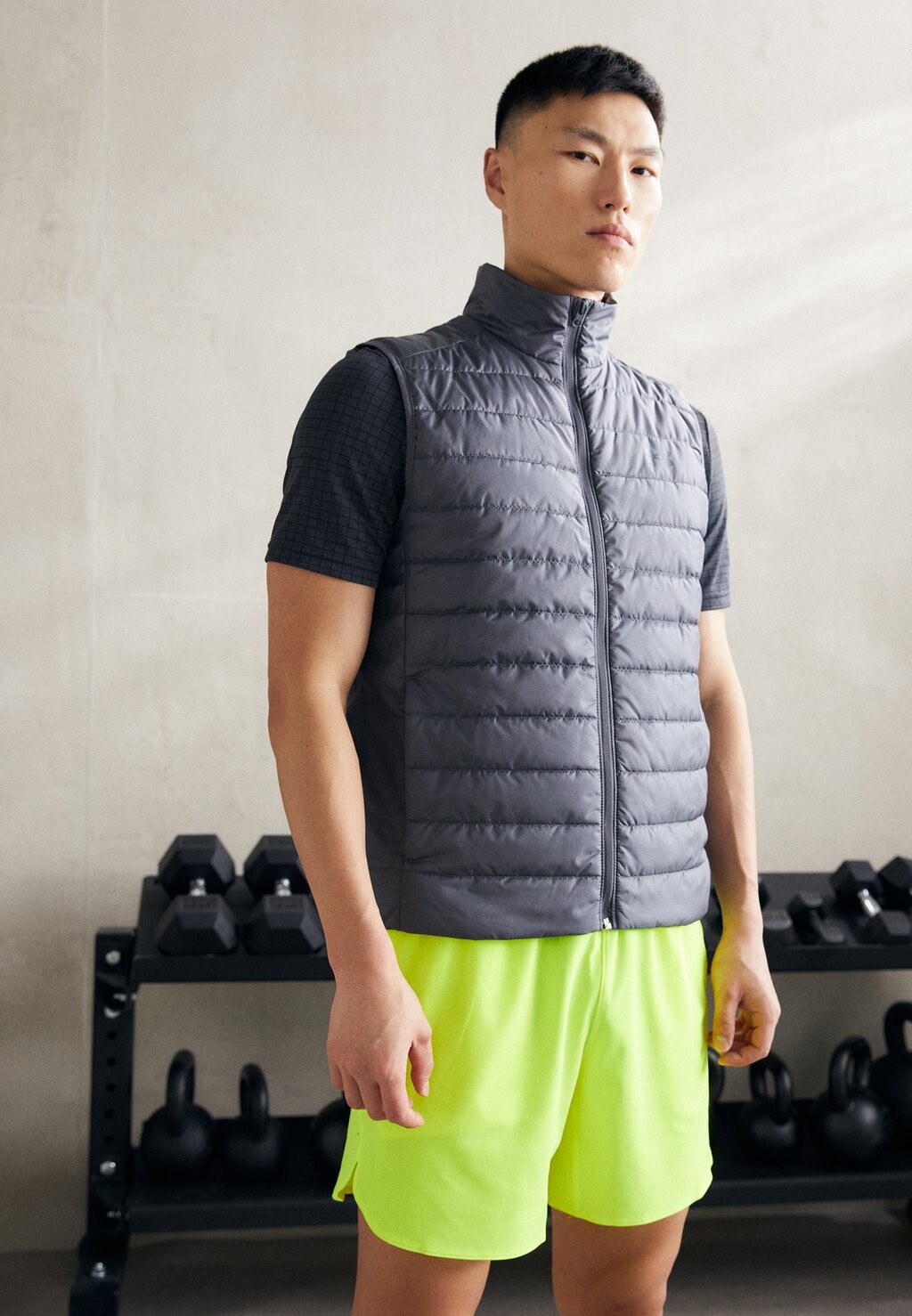 

Жилет VEST Under Armour, цвет castlerock/anthracite