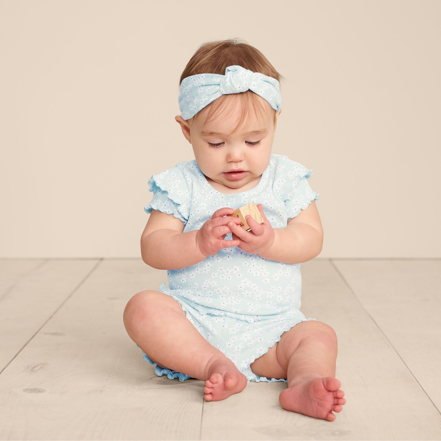 

Футболка в рубчик с рюшами и рюшами для малышей Little Co. от Lauren Conrad Little Co. by Lauren Conrad