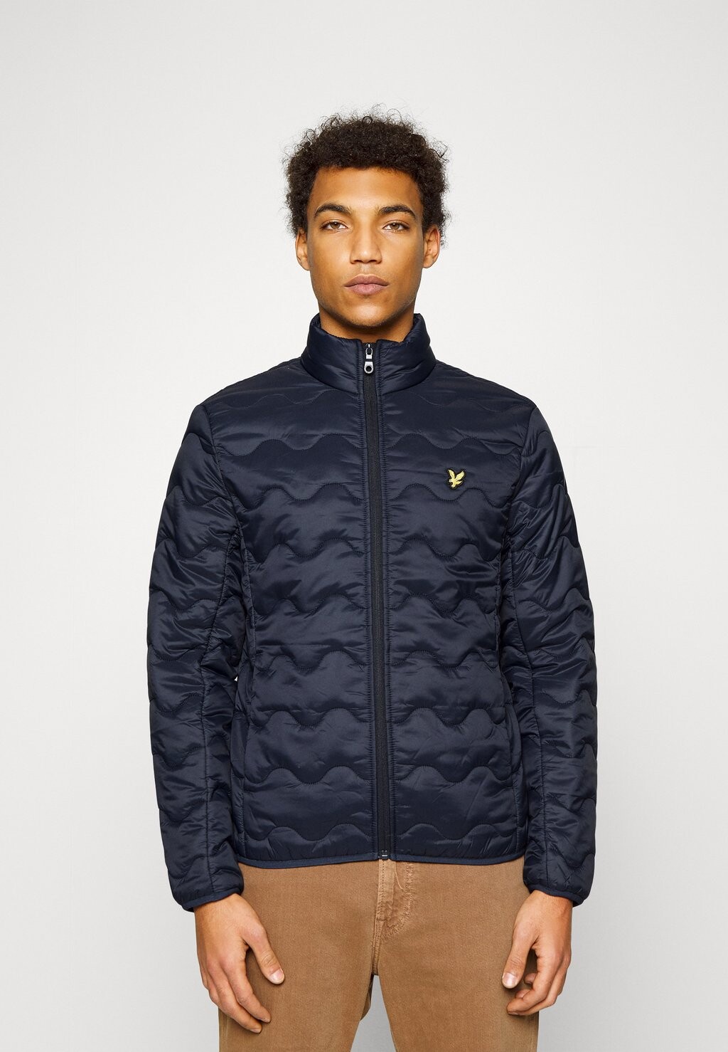 

Демисезонная куртка Lyle & Scott