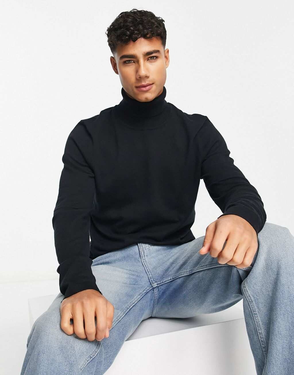 

Черный джемпер с высоким воротником Jack & Jones Originals
