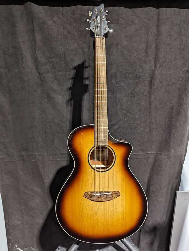 

Акустическая гитара Breedlove Discovery S Concert Edgeburst CE African Mahogany Acoustic Guitar
