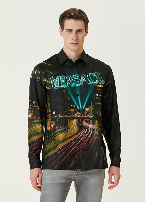 

Черная шелковая рубашка city lights Versace