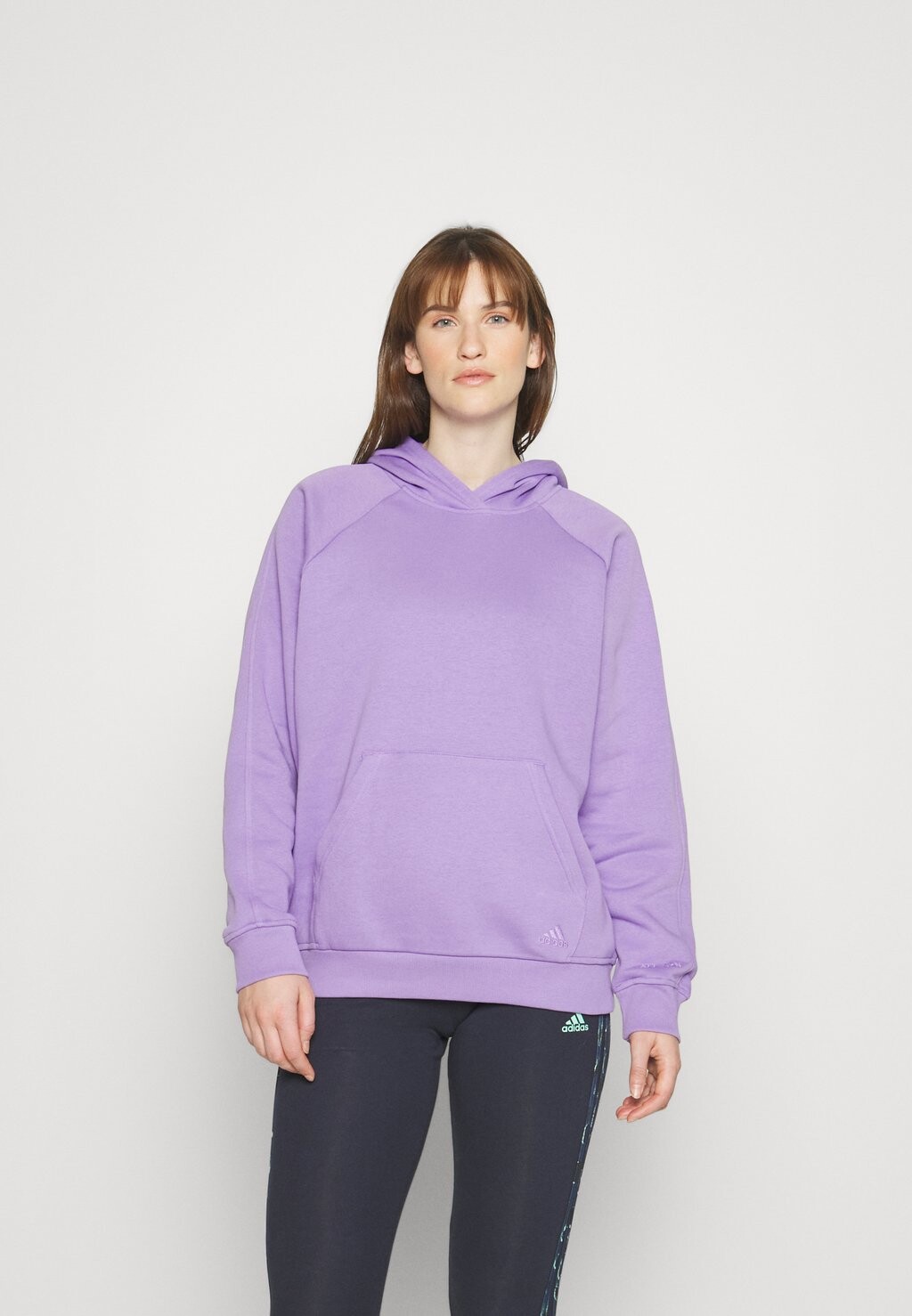 

Толстовка с капюшоном Adidas