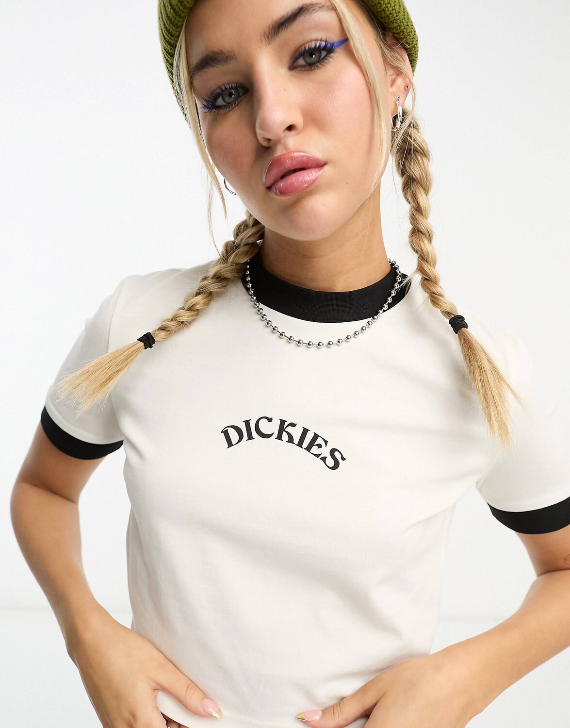 

Кремово-белая футболка для малышей Dickies warm springs с центральным логотипом и контрастной отделкой
