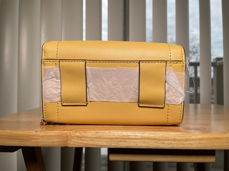

Сумка женская Michael Kors, желтый