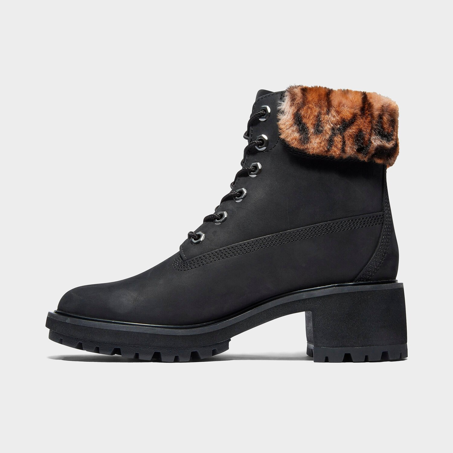 

Женские водонепроницаемые ботинки Timberland Kinsley Animal 6 дюймов, черный