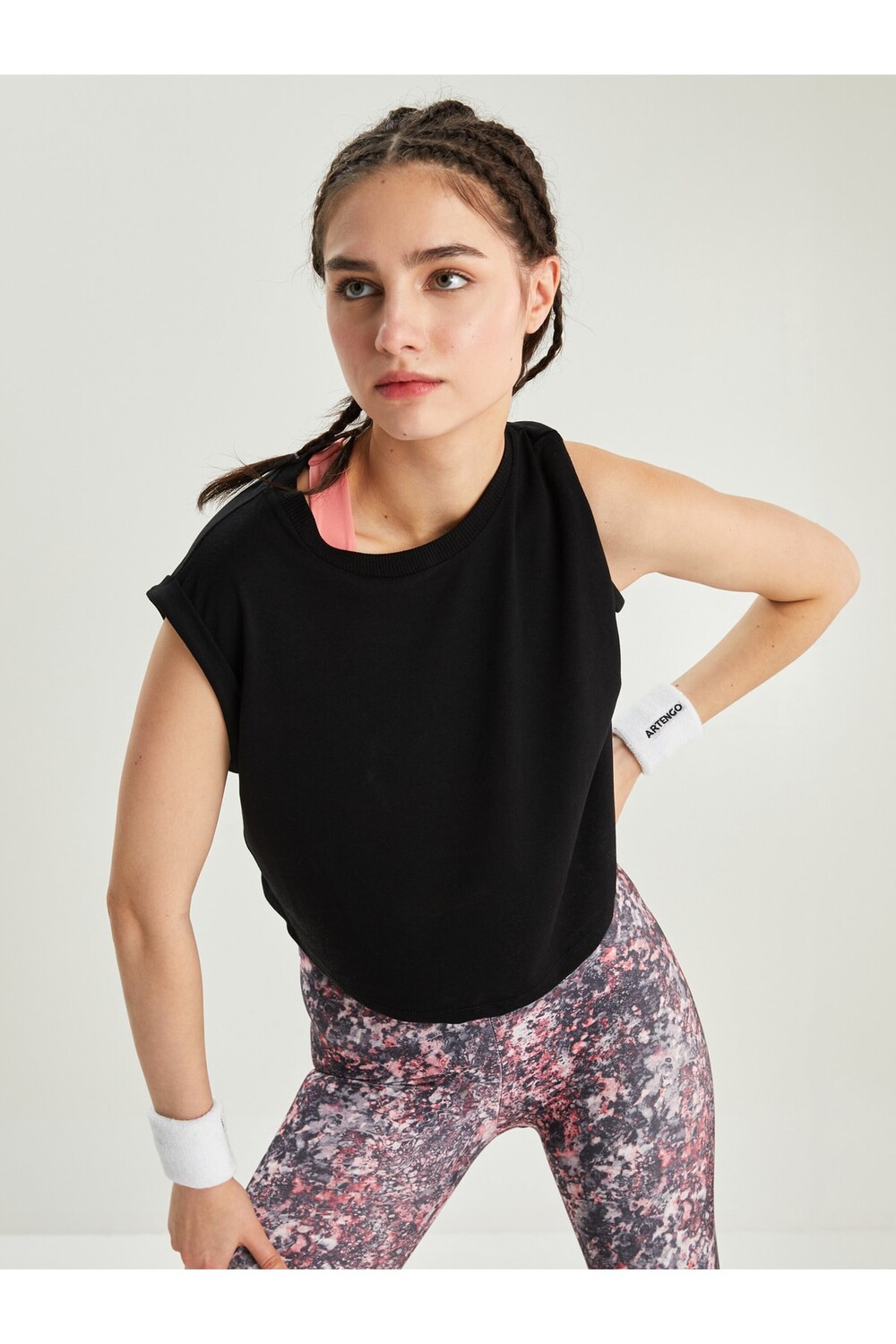 

Простая женская спортивная футболка с круглым вырезом LC Waikiki, зеленый