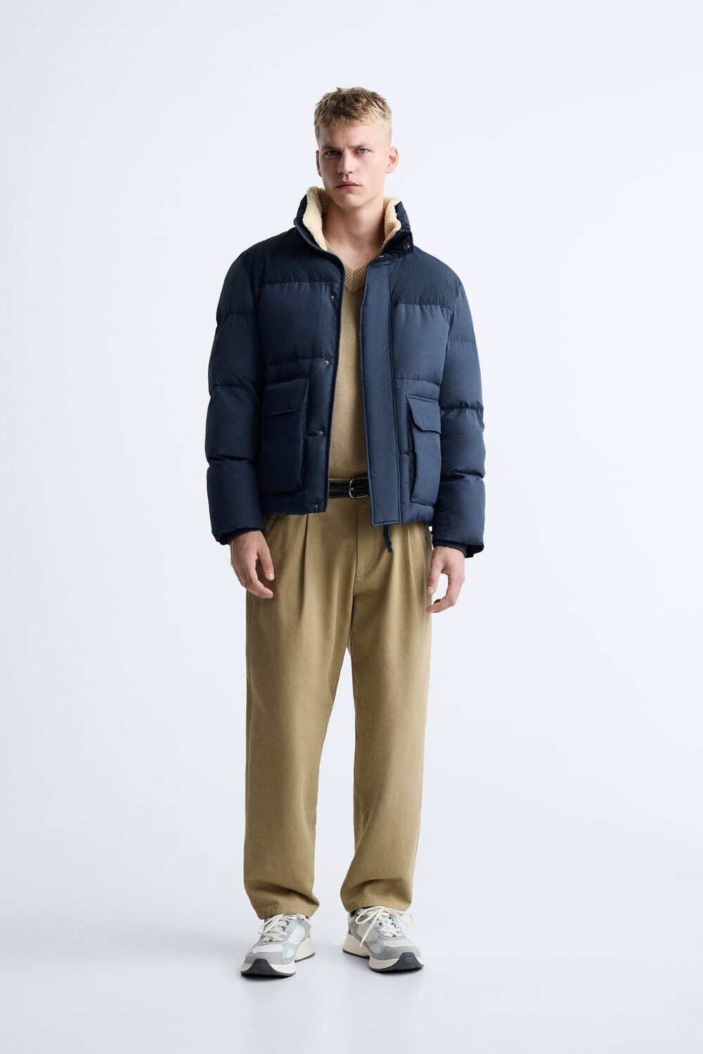 

Пуховик техничной куртки ZARA, синий
