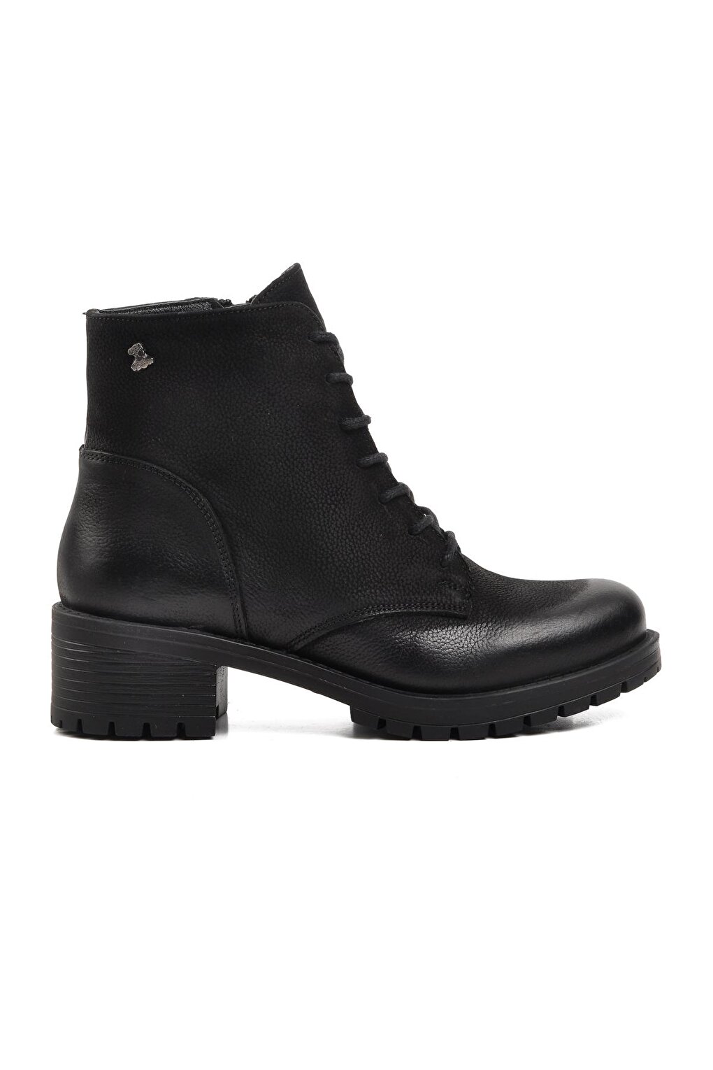 цена 3312K Черные женские ботинки из нубука из натуральной кожи Venüs