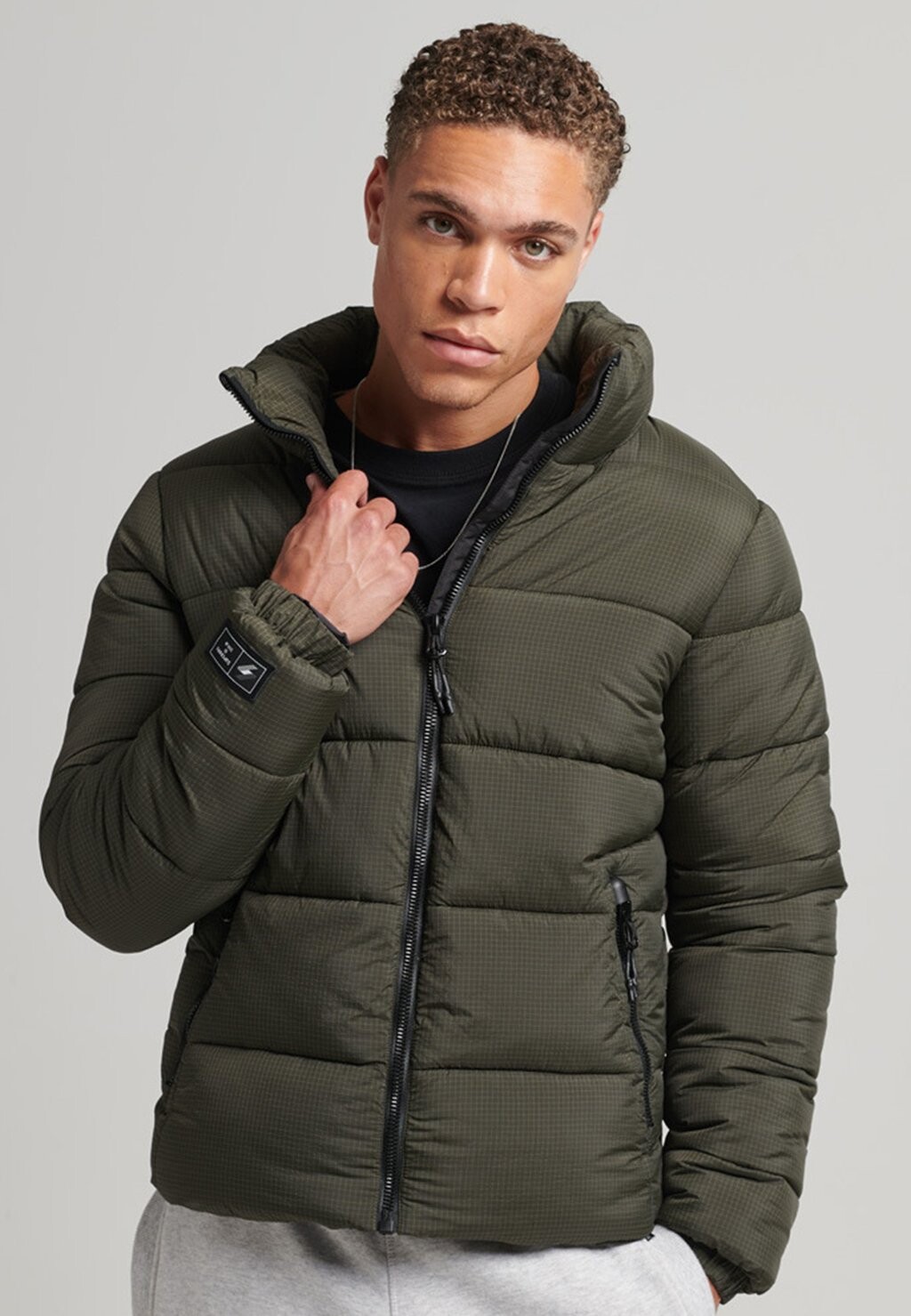 

Куртка зимняя Superdry