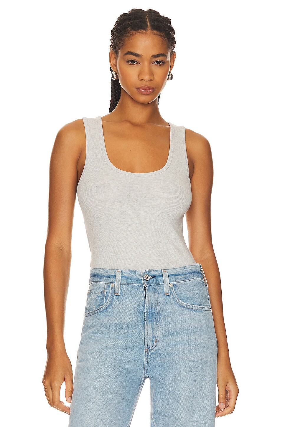 

Майка Good American Heritage Scoop Top, цвет Heather Grey 001