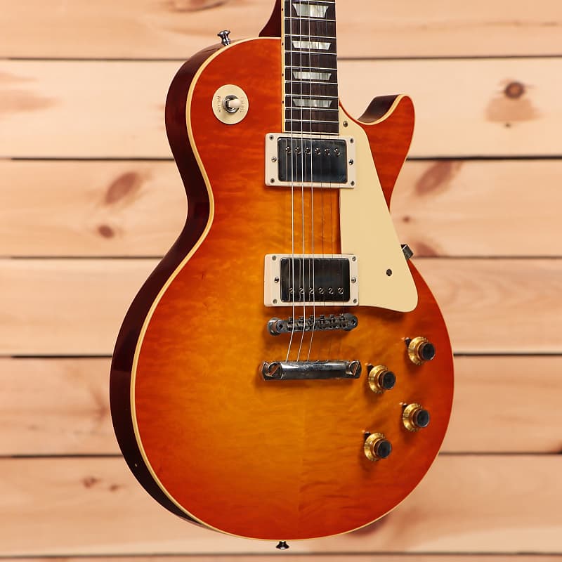 цена Электрогитара Gibson 1960 Les Paul Standard Reissue Ultra Light Aged - Orange Lemon Fade - 03170 - PLEK'd