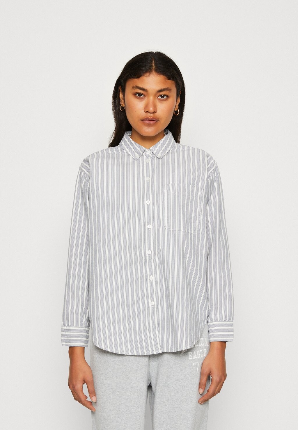 

Блузка на пуговицах American Eagle