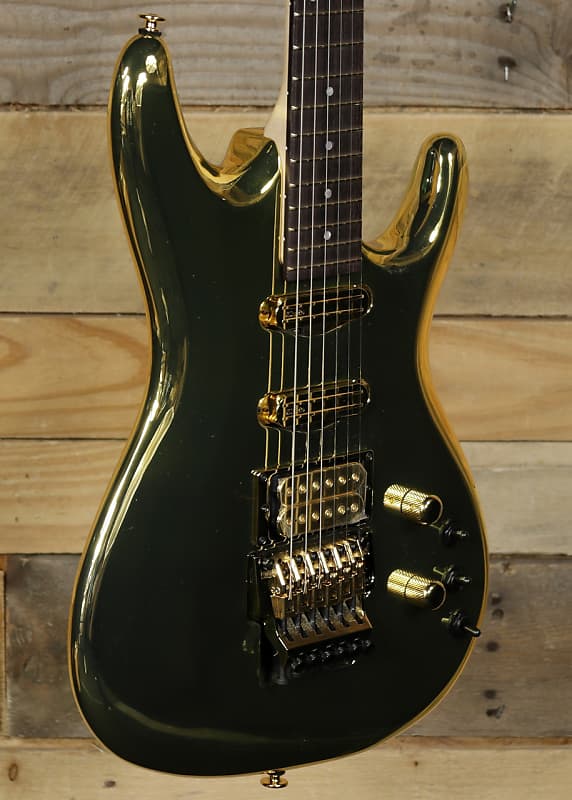 Электрогитара Ibanez Joe Satriani JS2GD Electric Guitar Gold w/ Case
