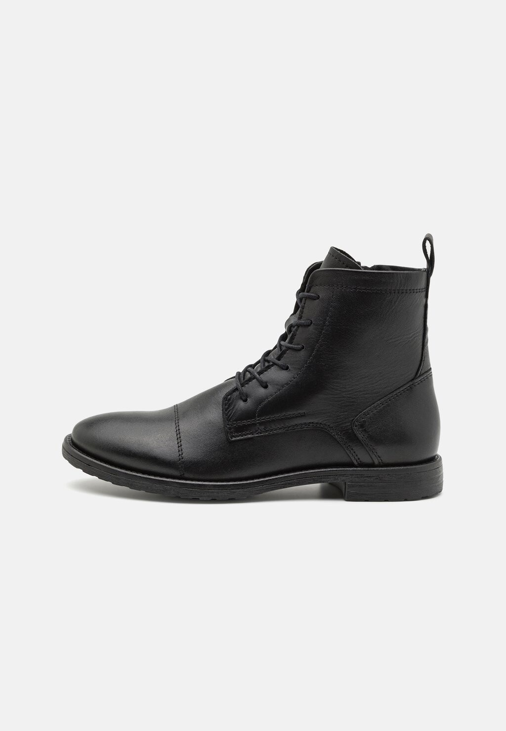 

Ботильоны на шнуровке ALDO, черный