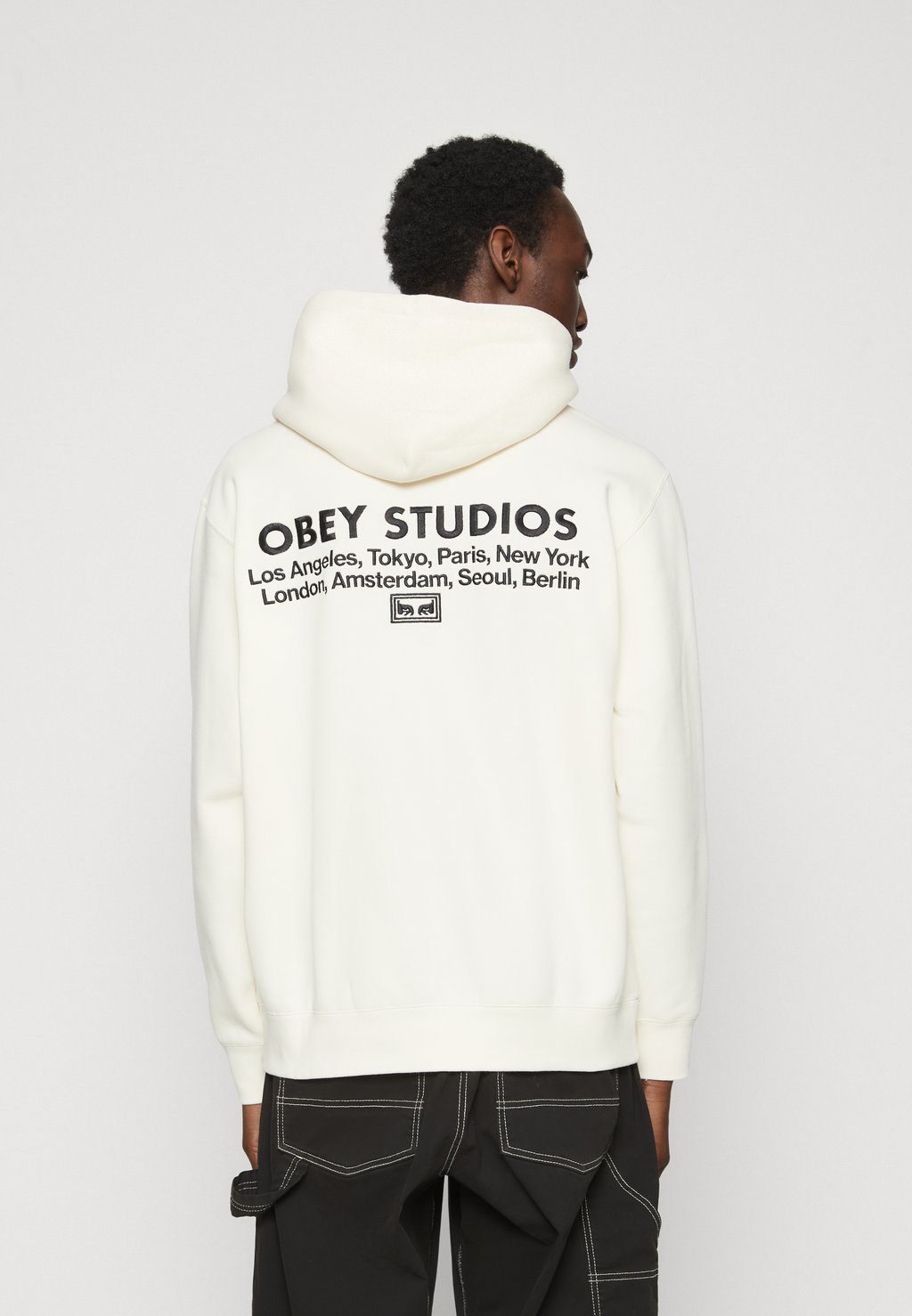 Толстовка STUDIOS HOOD UNISEX Obey Clothing, цвет off-white толстовка studios hood unisex obey clothing цвет black