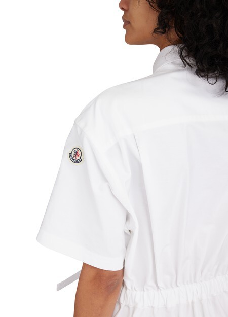

Одеваться Moncler, белый