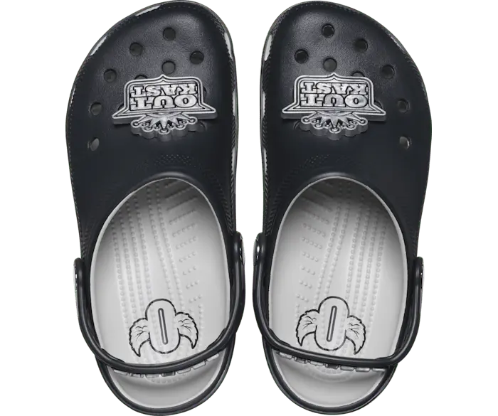 

Классические сабо Outkast Crocs мужские, цвет Black / Silver